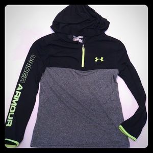 NWOT Under Armour Hooded Long Sleeve Top, Size YMD